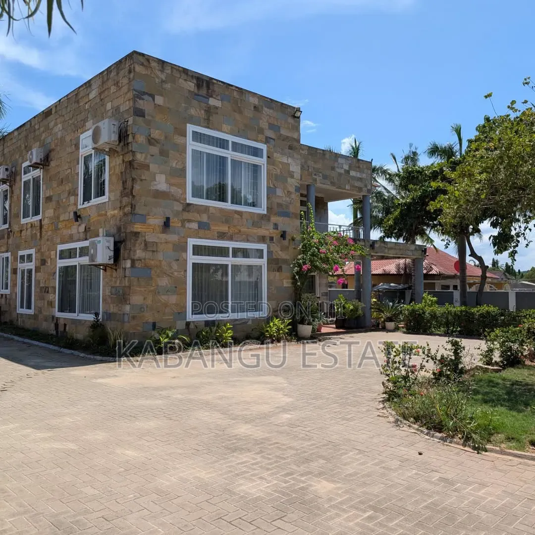 Furnished 4bdrm House in Mbezibeach for rent