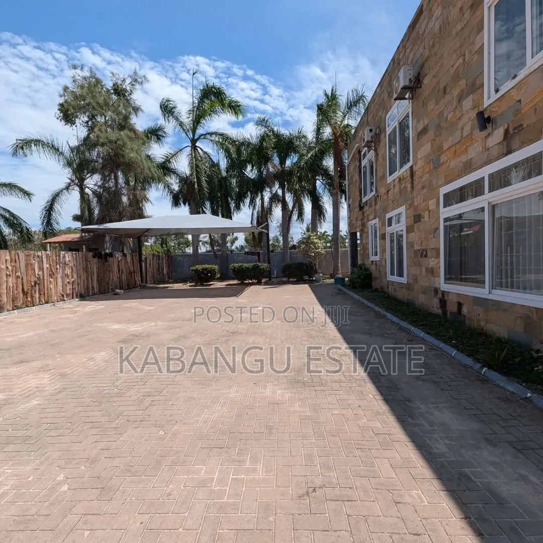 Furnished 4bdrm House in Mbezibeach for rent