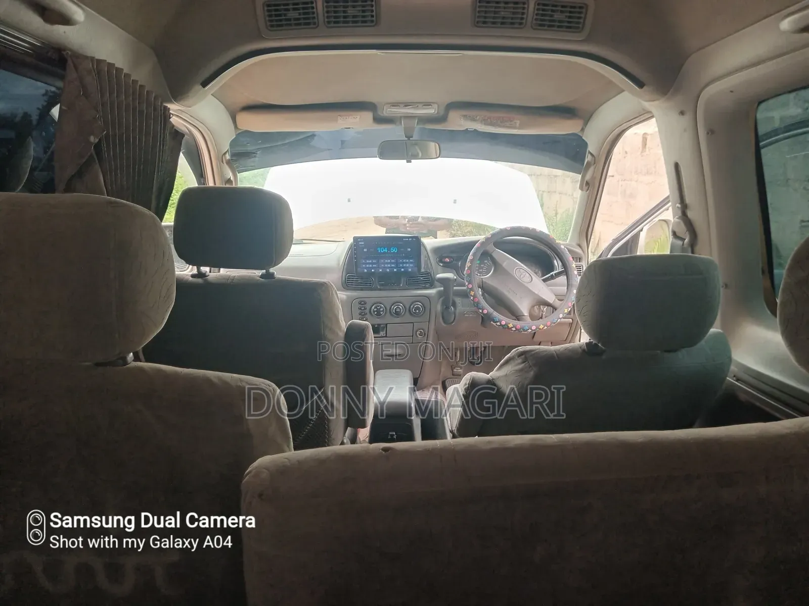 Toyota Noah 2001 Silver