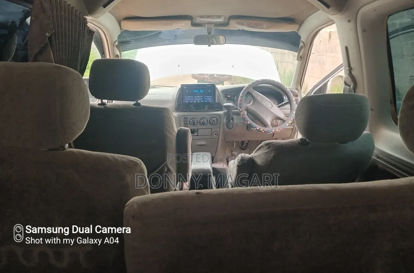 Toyota Noah 2001 Silver