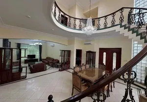 Furnished 4bdrm Villa in Oysterbay for rent