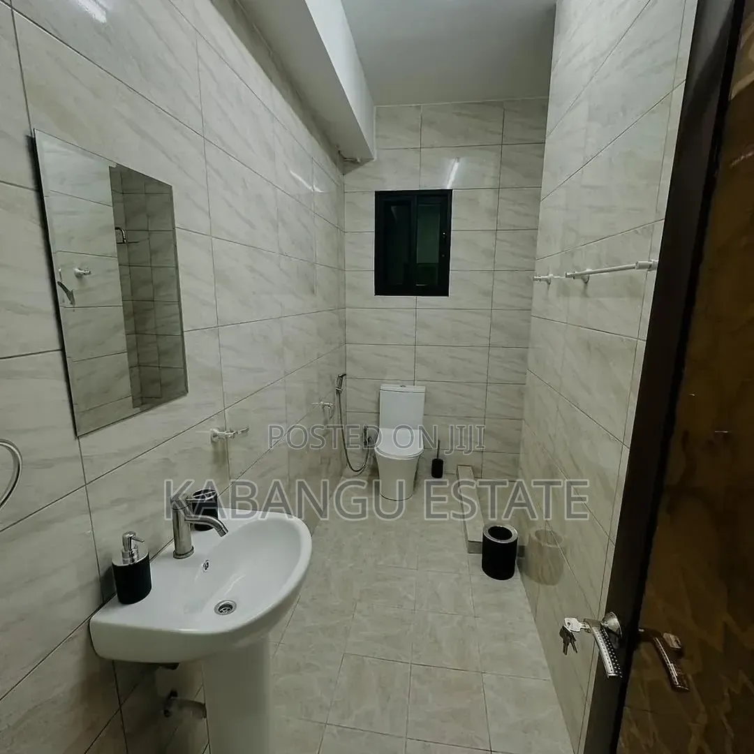 3bdrm Apartment in Msasani for sale