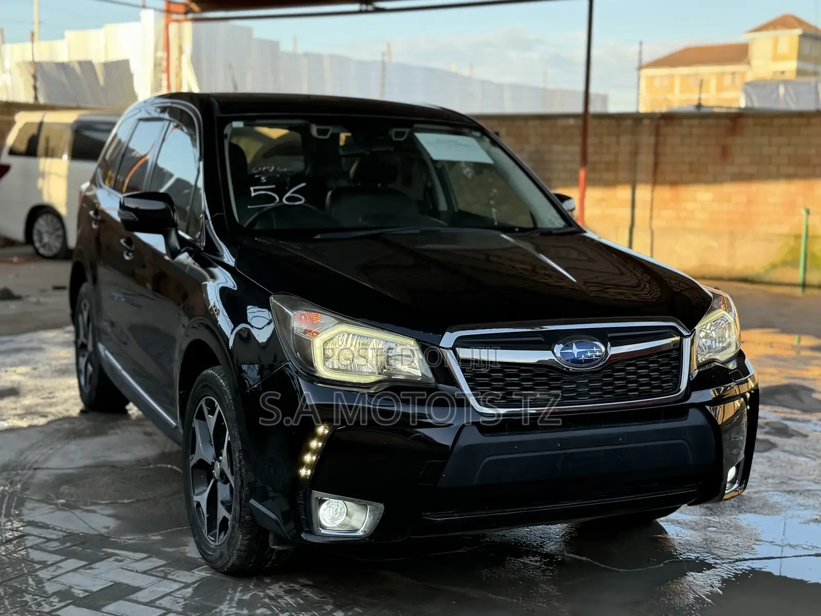 Subaru Forester 2.0XT Premium 4dr SUV AWD (2.0L 4cyl Turbo CVT) 2014