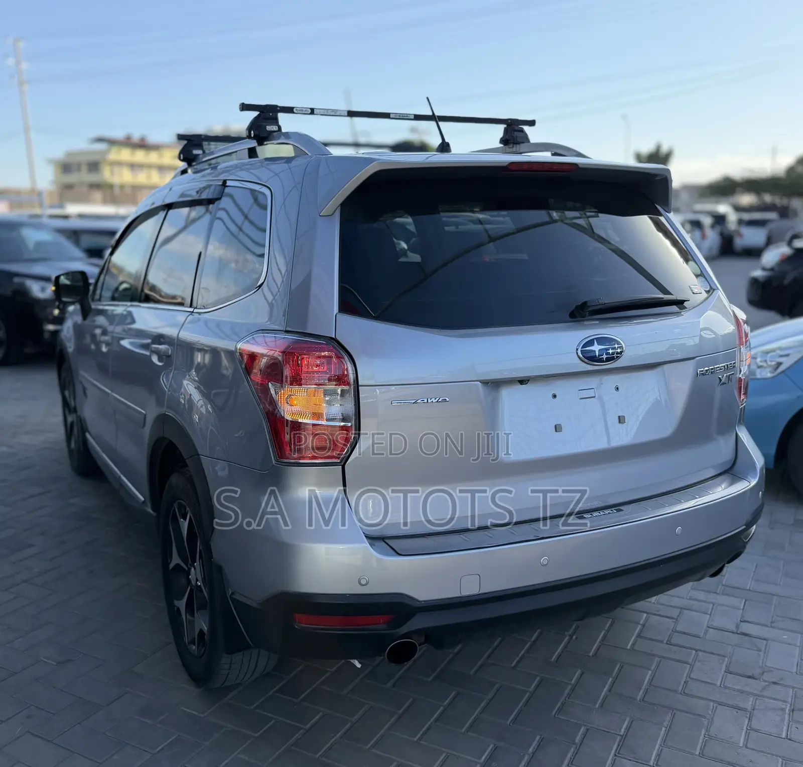Subaru Forester 2.0XT Premium 4dr SUV AWD (2.0L 4cyl Turbo CVT) 2014