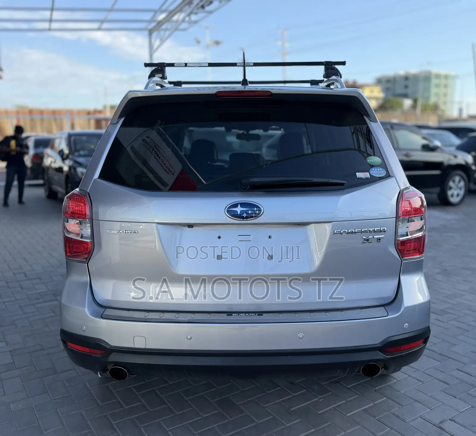 Subaru Forester 2.0XT Premium 4dr SUV AWD (2.0L 4cyl Turbo CVT) 2014