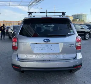 Subaru Forester 2.0XT Premium 4dr SUV AWD (2.0L 4cyl Turbo CVT) 2014