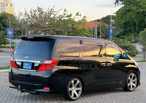 Toyota Alphard 2009 Black