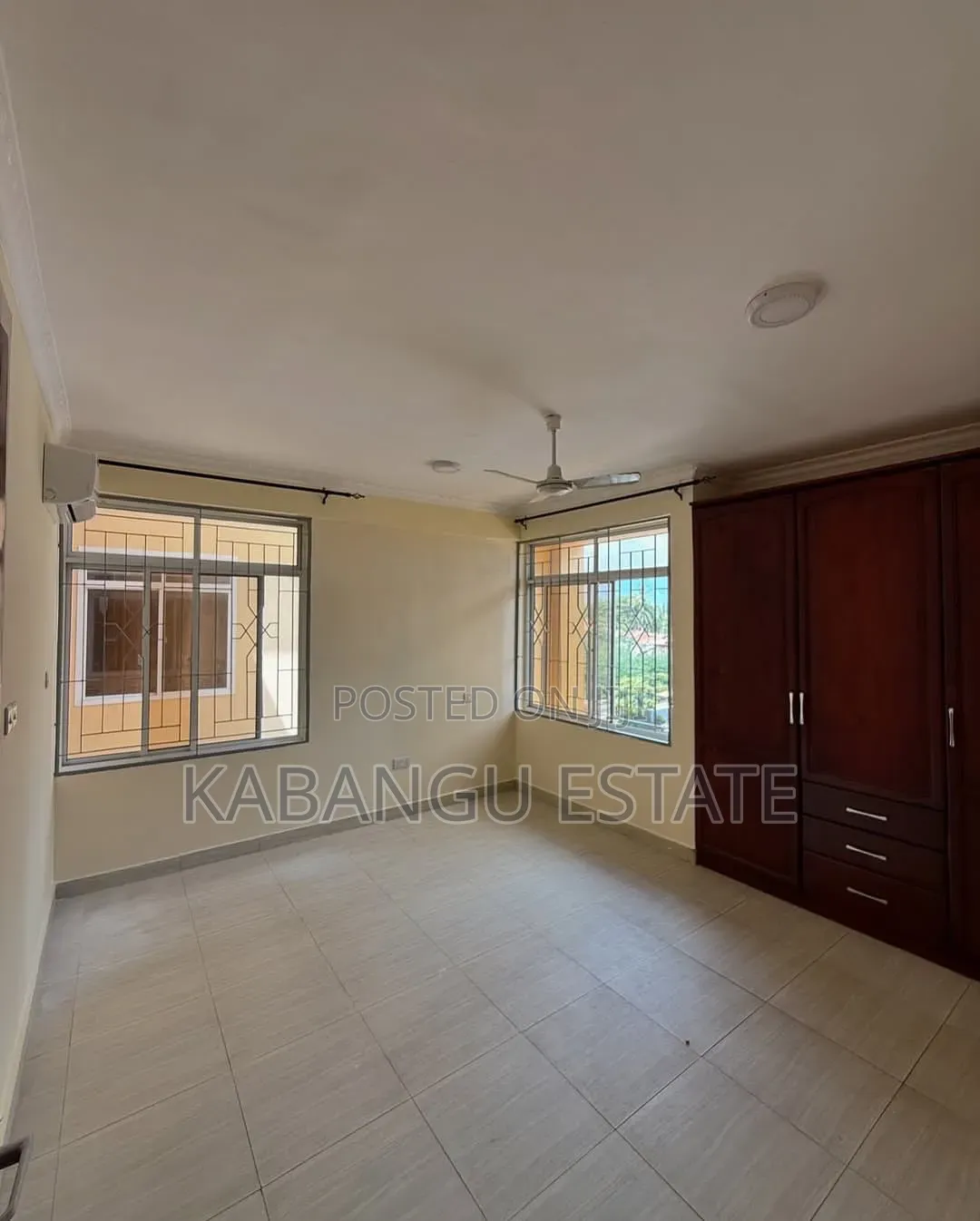 3bdrm Apartment in Mbezibeach for rent