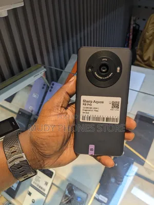 Sharp Aquos R8s pro 256 GB Black