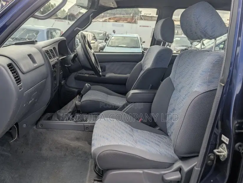 Toyota Hilux 2.5 Cab 2005 Black