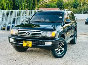 Toyota Land Cruiser 2000 Black