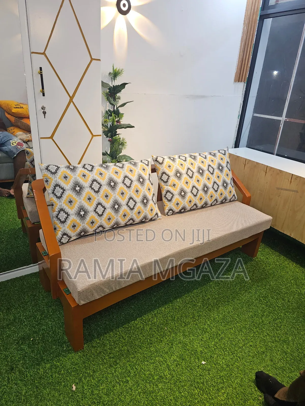 Waiting Seat