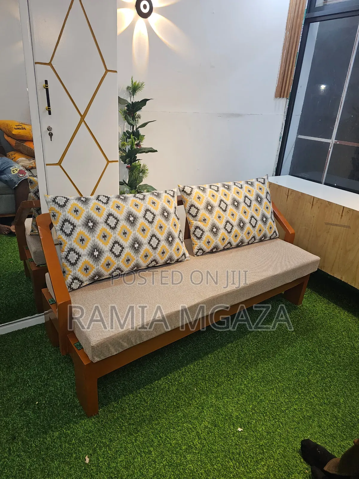 Waiting Seat