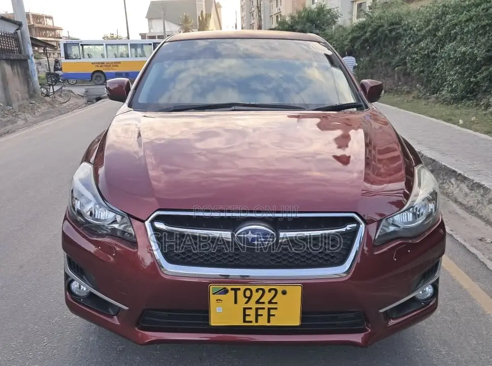 Subaru Impreza 2.0i 5-dr 2013 Maroon