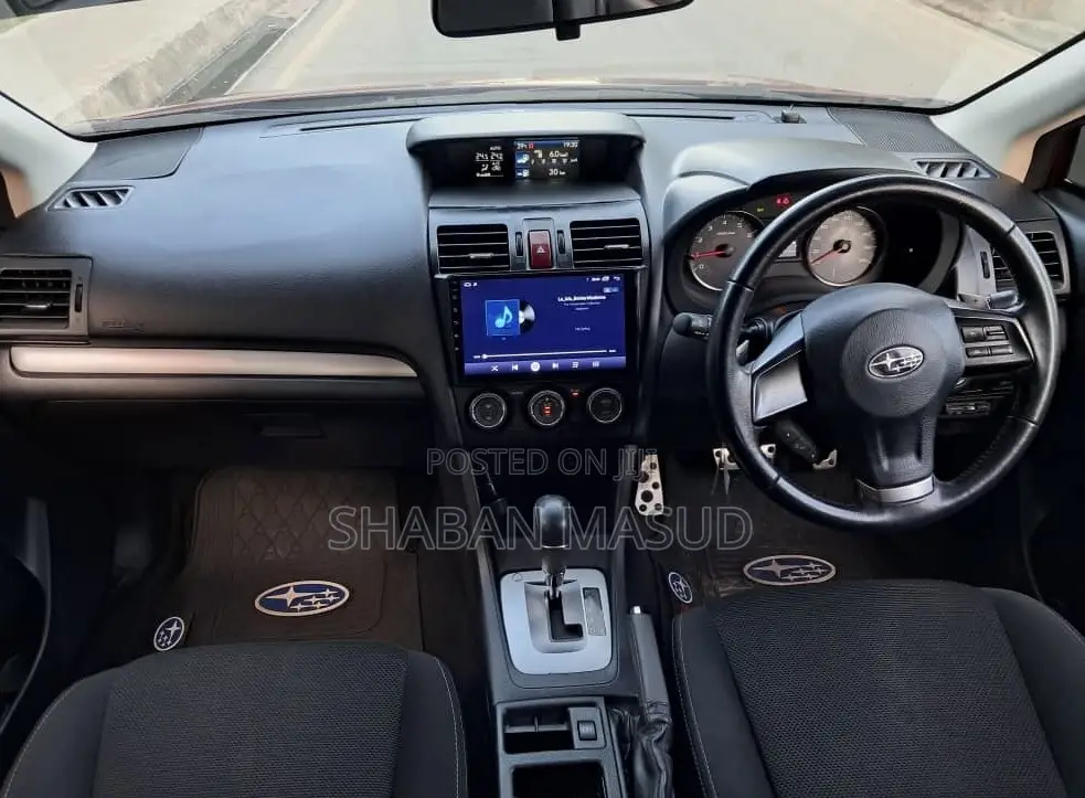 Subaru Impreza 2.0i 5-dr 2013 Maroon