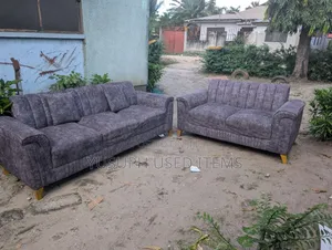 Sofa Ya Watu Watano