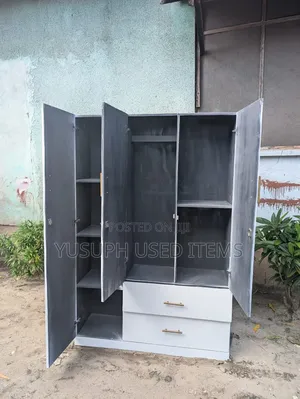 Kabati La Kuhifadhi Nguo