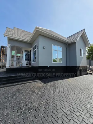 4bdrm House in Madale Kontena, Goba for sale