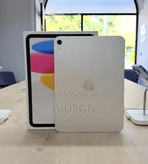 New Apple iPad (2025) 128 GB Silver