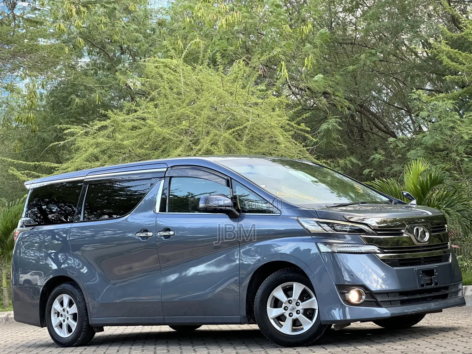 Toyota Alphard 2.5 Petrol FWD 2016 Gray