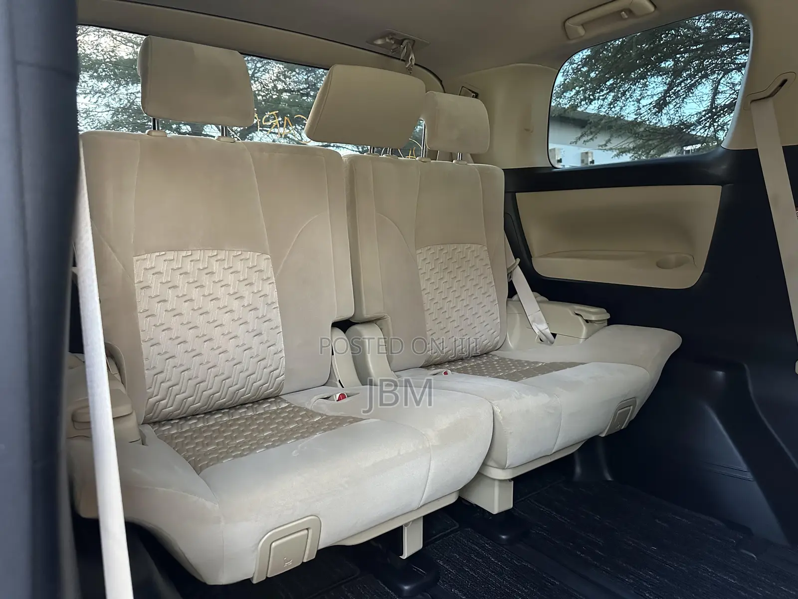 Toyota Alphard 2.5 Petrol FWD 2016 Gray