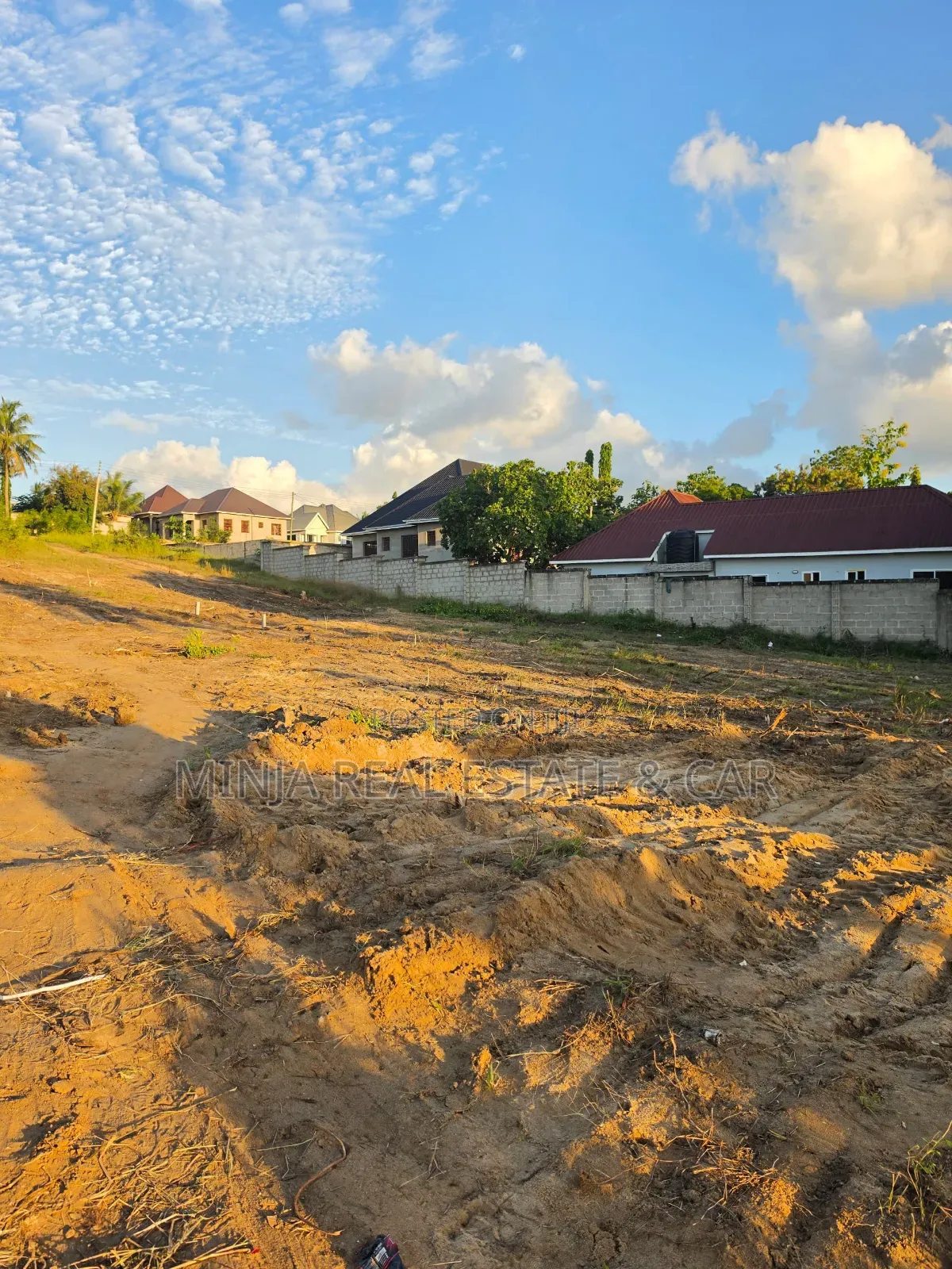 Cheap Plot for Sale in Madale Kawawa