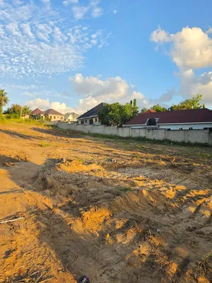 Cheap Plot for Sale in Madale Kawawa
