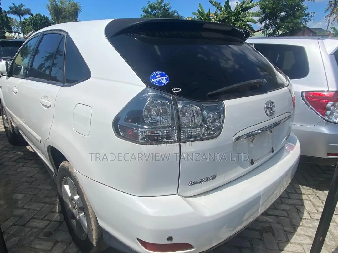 Toyota Harrier 240G 2003 Pearl