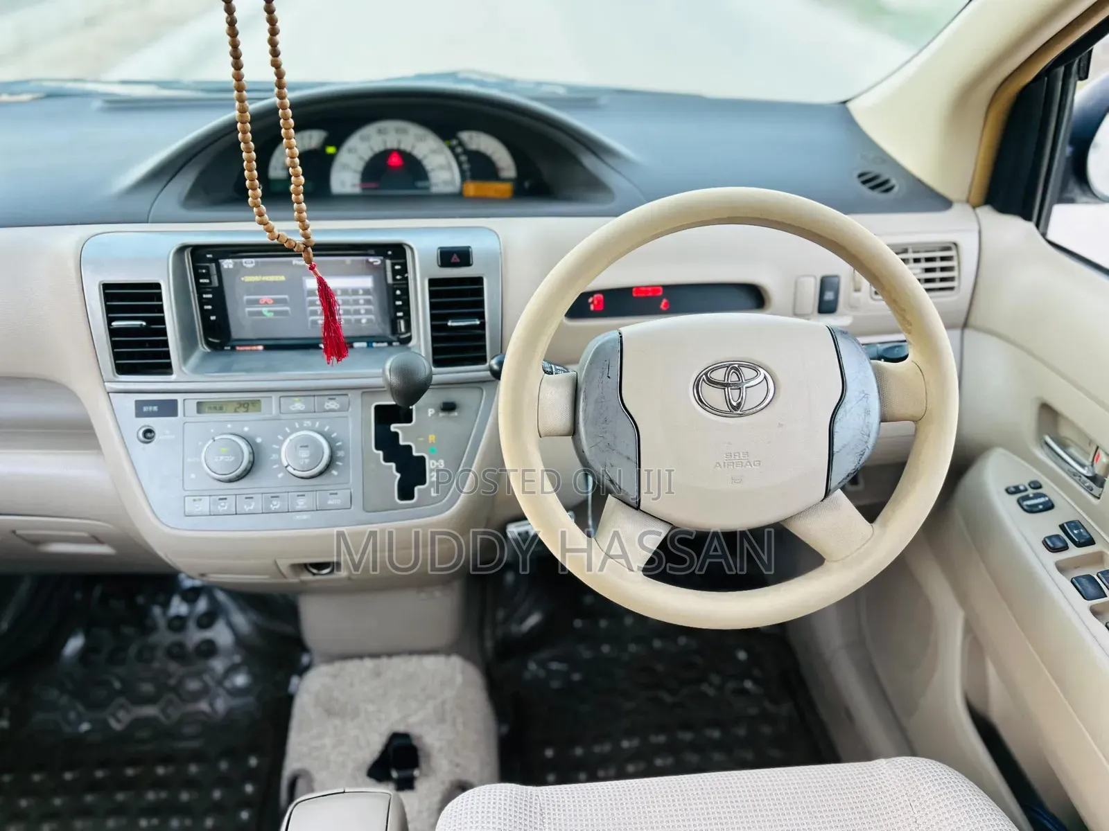 Toyota Raum 2005 Silver