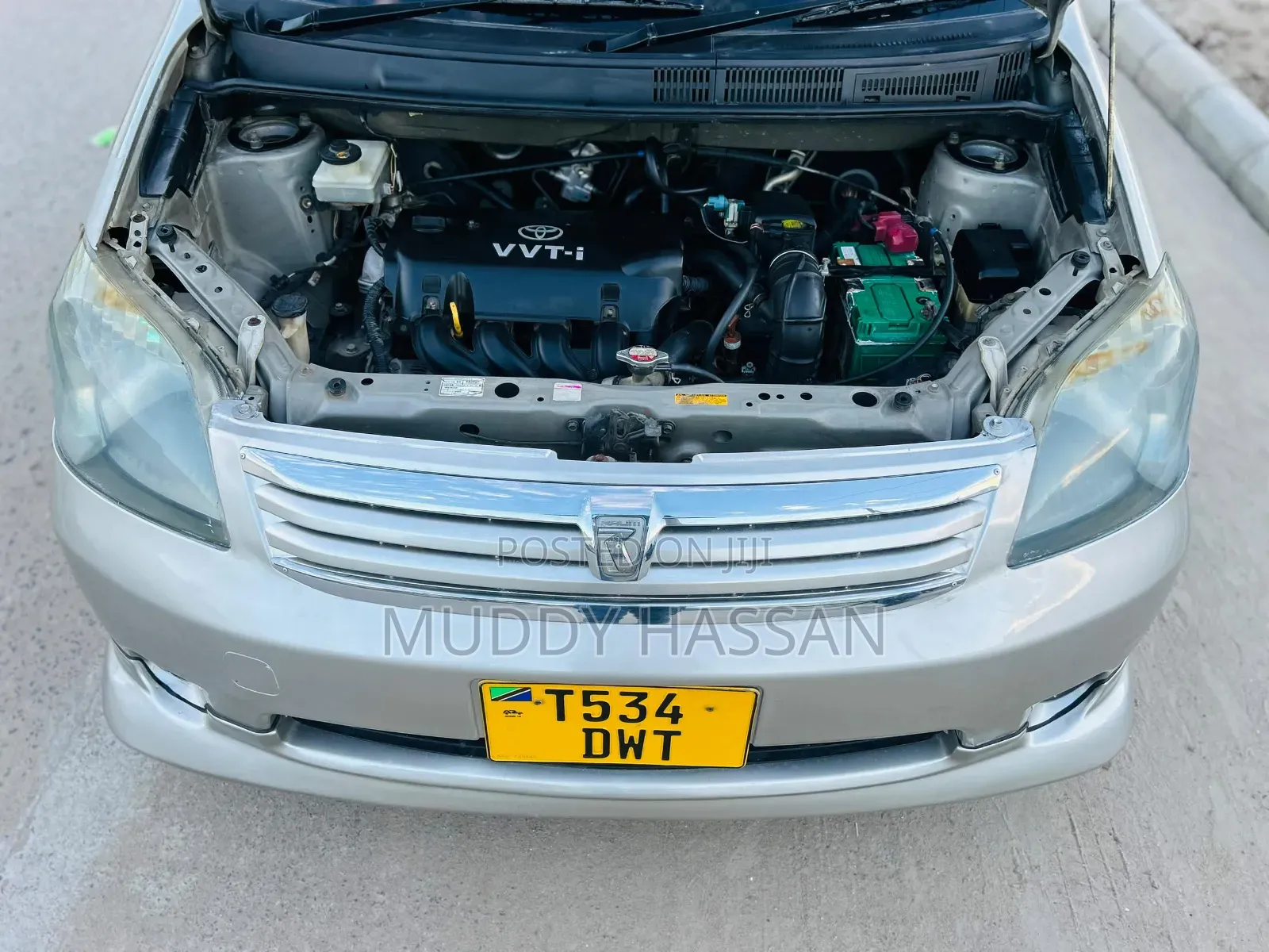 Toyota Raum 2005 Silver