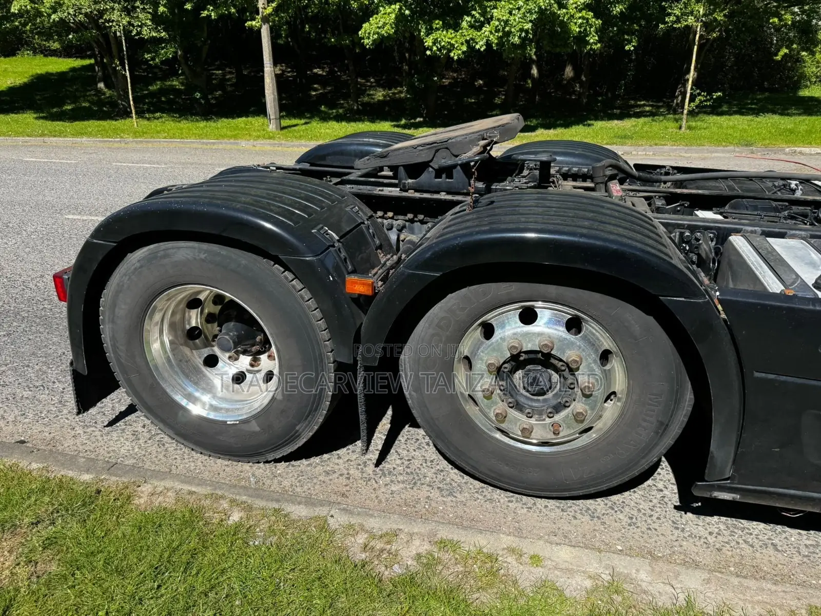 2015 Scania R450 6×2 Mid Lift Axle Tractor Unit