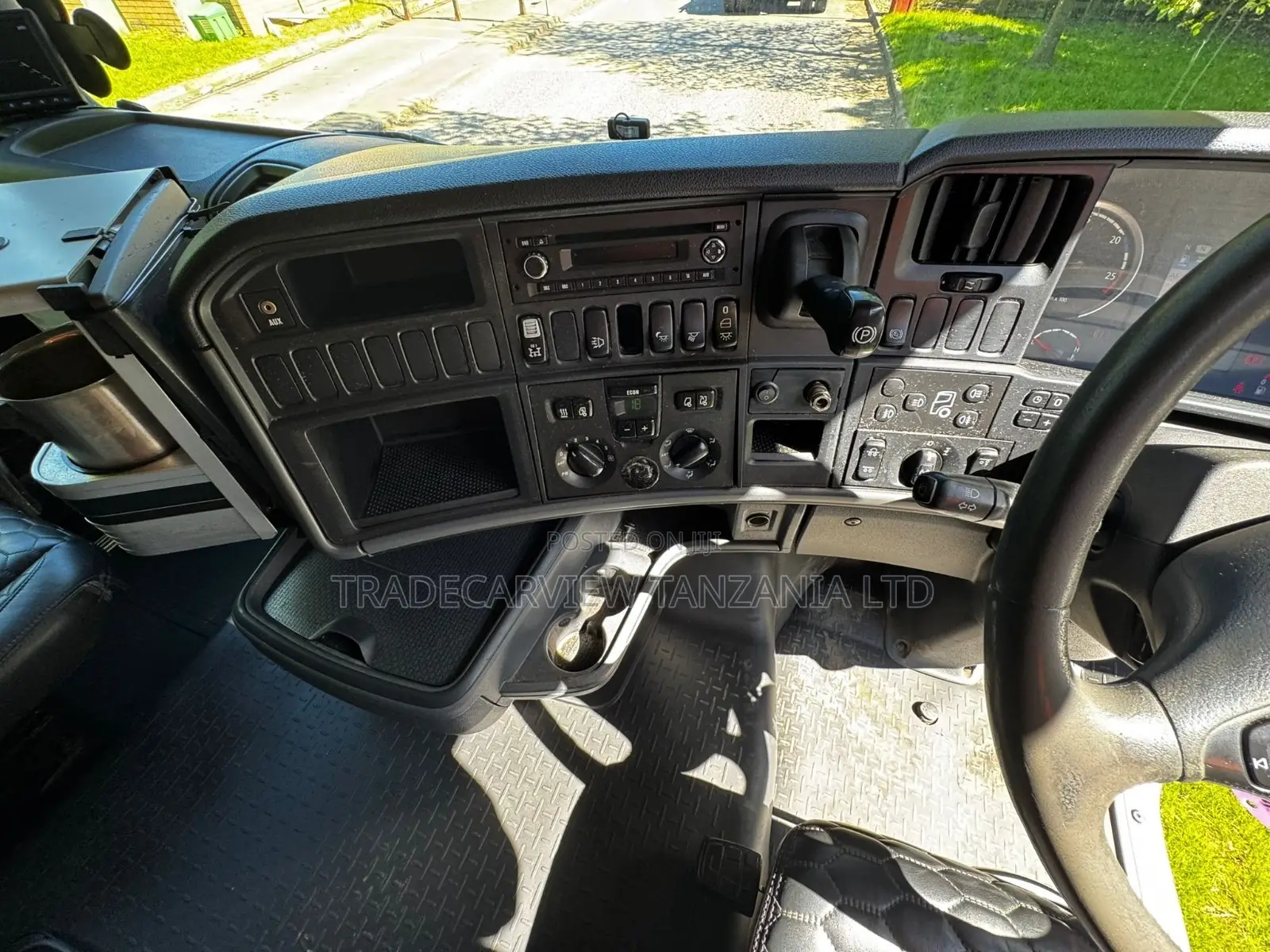 2015 Scania R450 6×2 Mid Lift Axle Tractor Unit