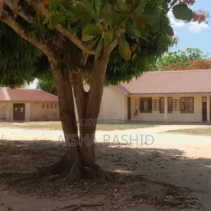 Shule Nzuri Inauzwa