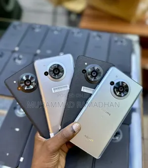 Sharp Aquos R7 256 GB White