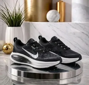Goretex Nike Zoomx Men's Sneakers