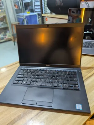 Laptop Dell Latitude 7390 8GB Intel Core i7 SSD 256GB