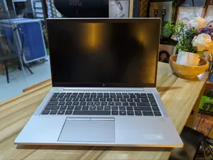 Laptop HP EliteBook 845 G8 16GB Intel Core 2 Duo SSD 256GB