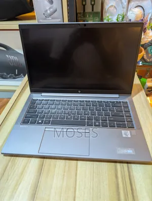 Laptop HP ZBook Firefly 14 G7 16GB Intel Core i7 SSD 256GB