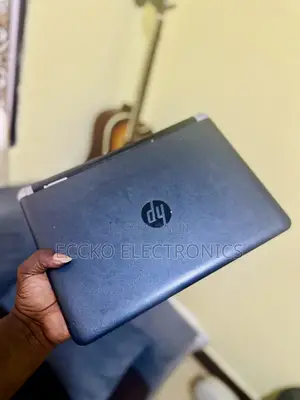 Laptop HP 430 G3 8GB Intel Core i3 HDD+SSD 640GB
