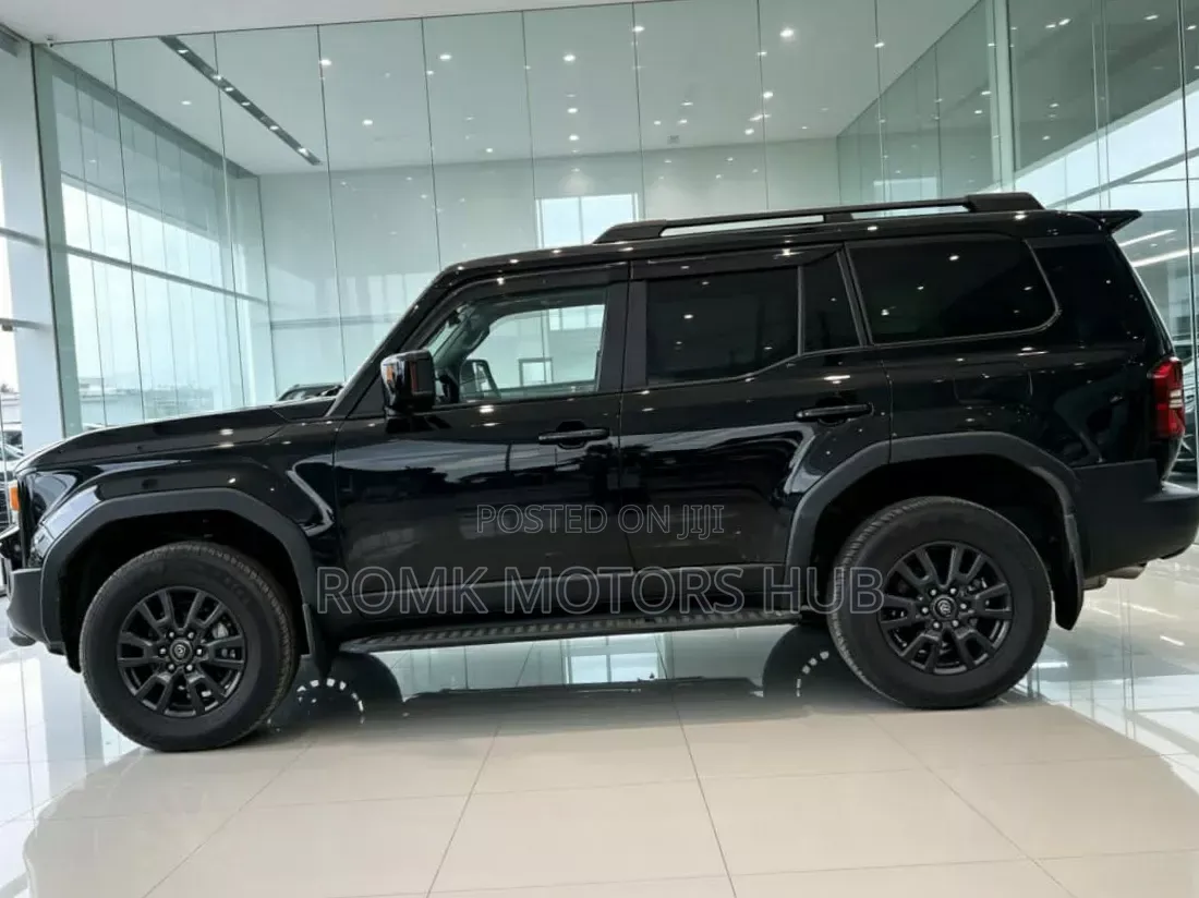 Toyota Land Cruiser Prado 2025 Black