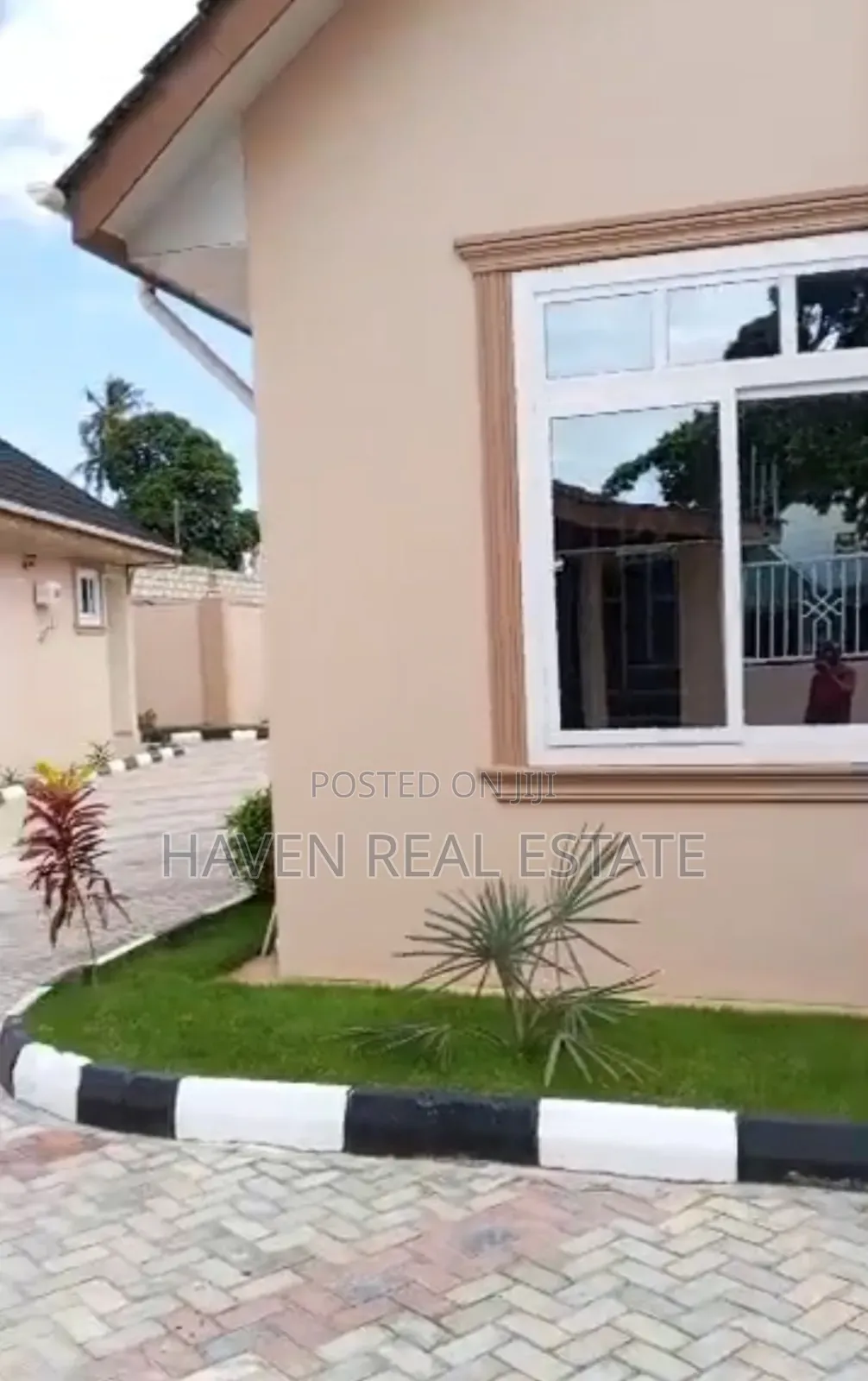 2bdrm Apartment in Mjini for rent