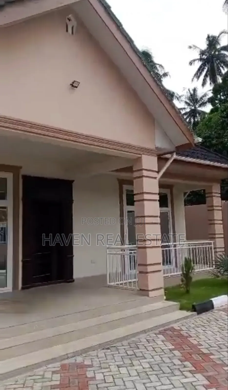 2bdrm Apartment in Mjini for rent