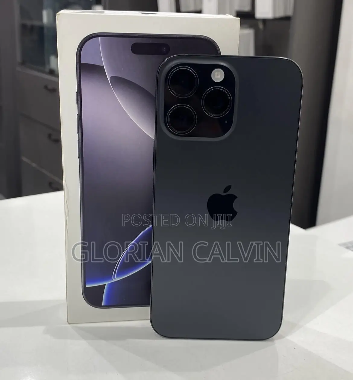 New Apple iPhone 16 Pro Max 256 GB Black