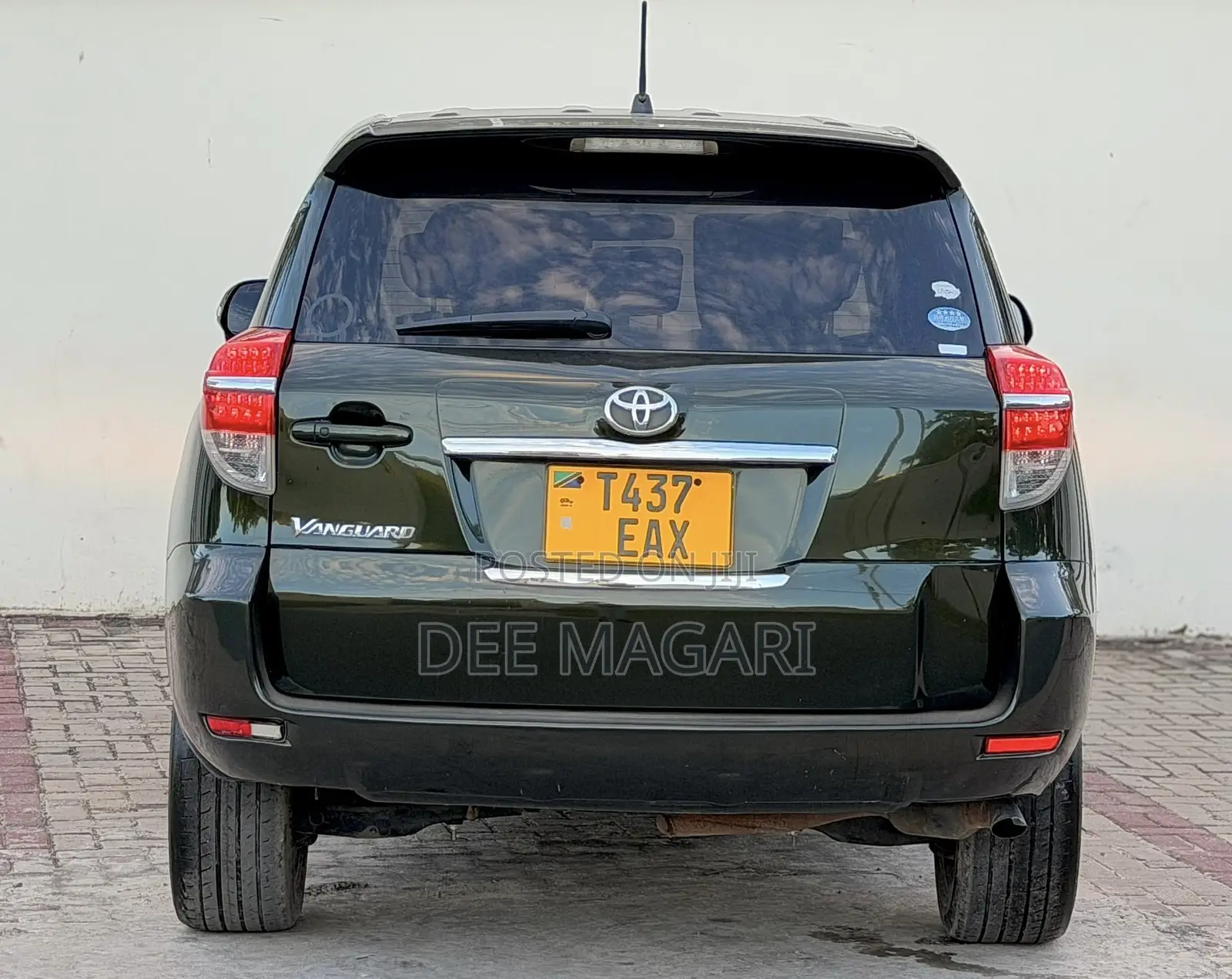 Toyota Vanguard 2010 Gray