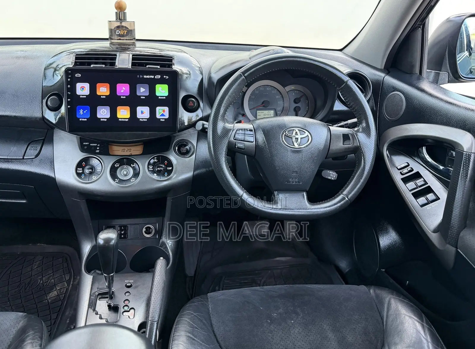 Toyota Vanguard 2010 Gray