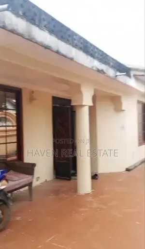 3bdrm House in Mjini for rent