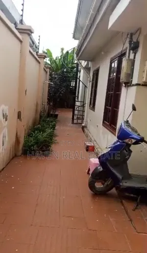 3bdrm House in Mjini for rent