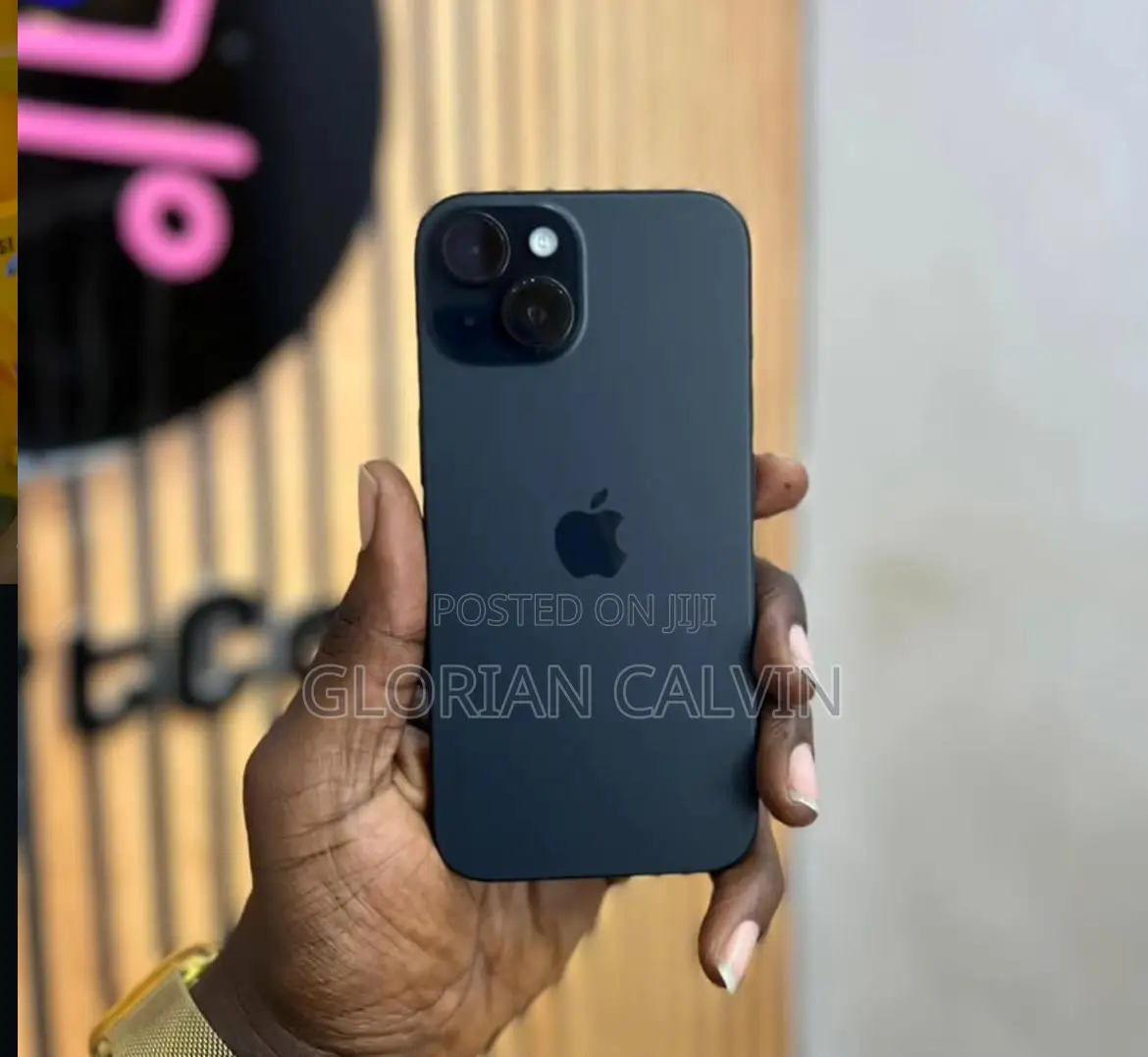 New Apple iPhone 15 128 GB Black