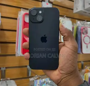 New Apple iPhone 15 128 GB Black