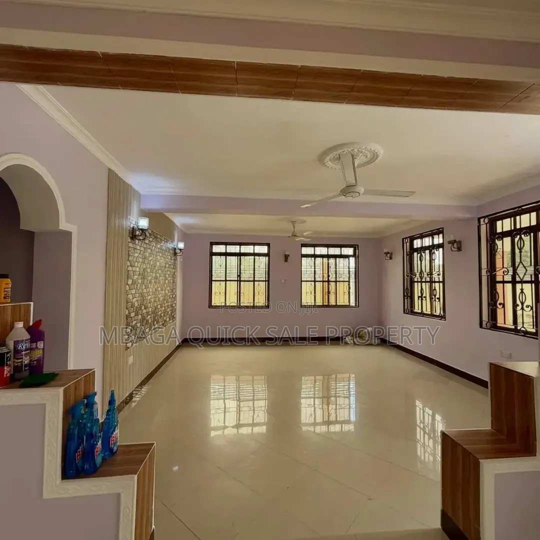 4bdrm House in Ununio Beach, Mbweni for rent